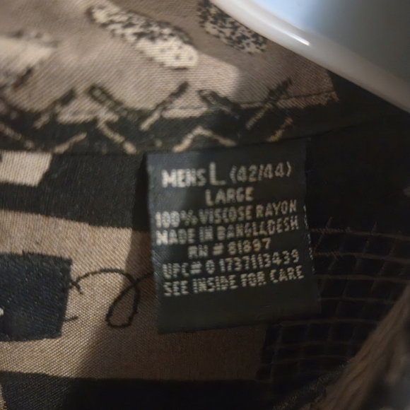 Puritan Men's Black and Gray Patterned Shirt - Picture 4 of 5